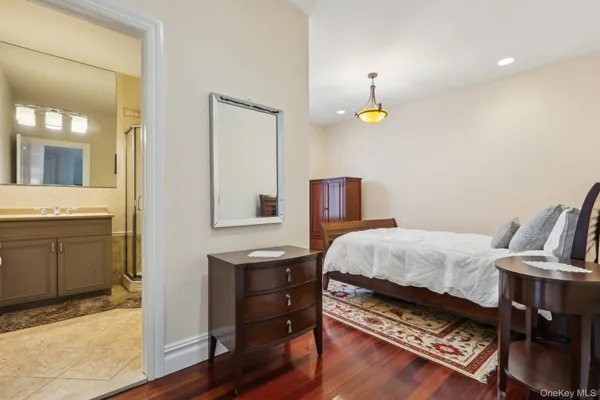 $2,195,000 | 2 Tompkins Court, Nyack, NY 10960