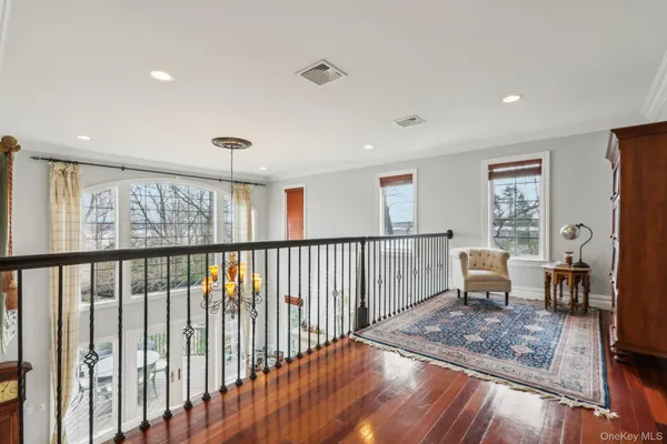 $2,195,000 | 2 Tompkins Court, Nyack, NY 10960