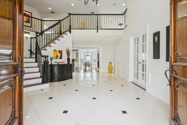 $2,195,000 | 2 Tompkins Court, Nyack, NY 10960