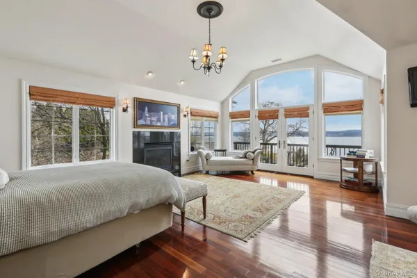 $2,195,000 | 2 Tompkins Court, Nyack, NY 10960