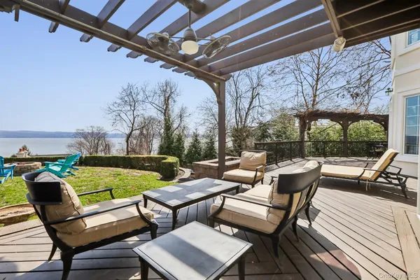 $2,195,000 | 2 Tompkins Court, Nyack, NY 10960