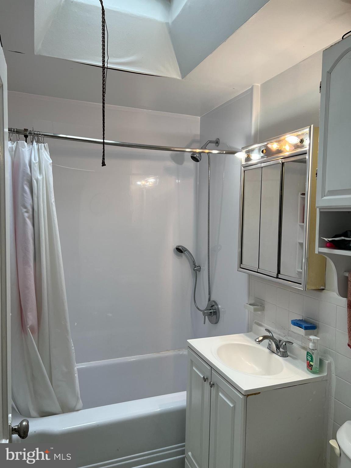 6014 Reach Street Philadelphia, PA 19111 - Photo 13 of 27