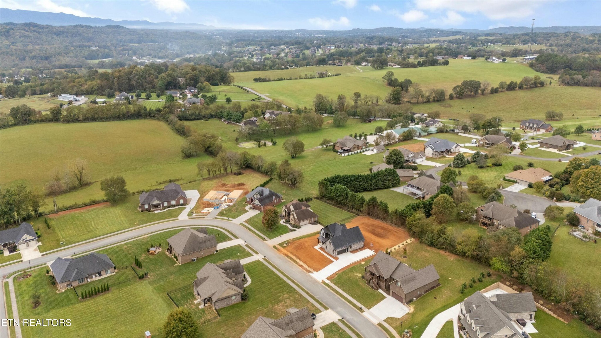 1410 Rippling Waters Circle Sevierville, TN 37876 - Photo 39 of 44 Gallery Image 39