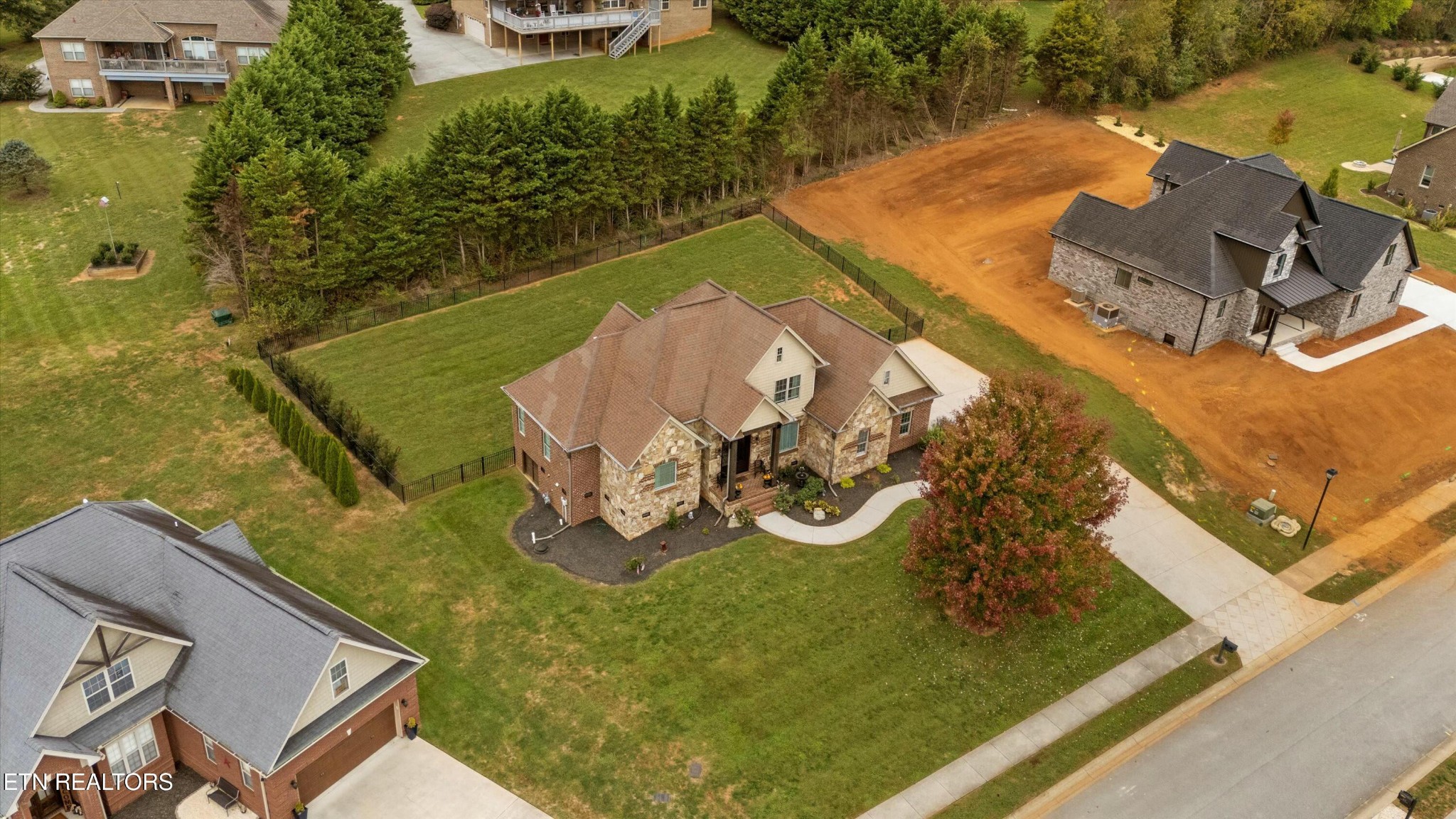 1410 Rippling Waters Circle Sevierville, TN 37876 - Photo 7 of 44 Gallery Image 7