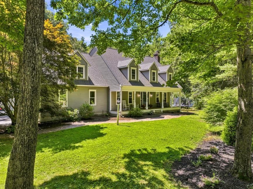 14 Cedar Ridge Lane Mansfield, MA 02048 - Photo 3 of 42 Gallery Image 3