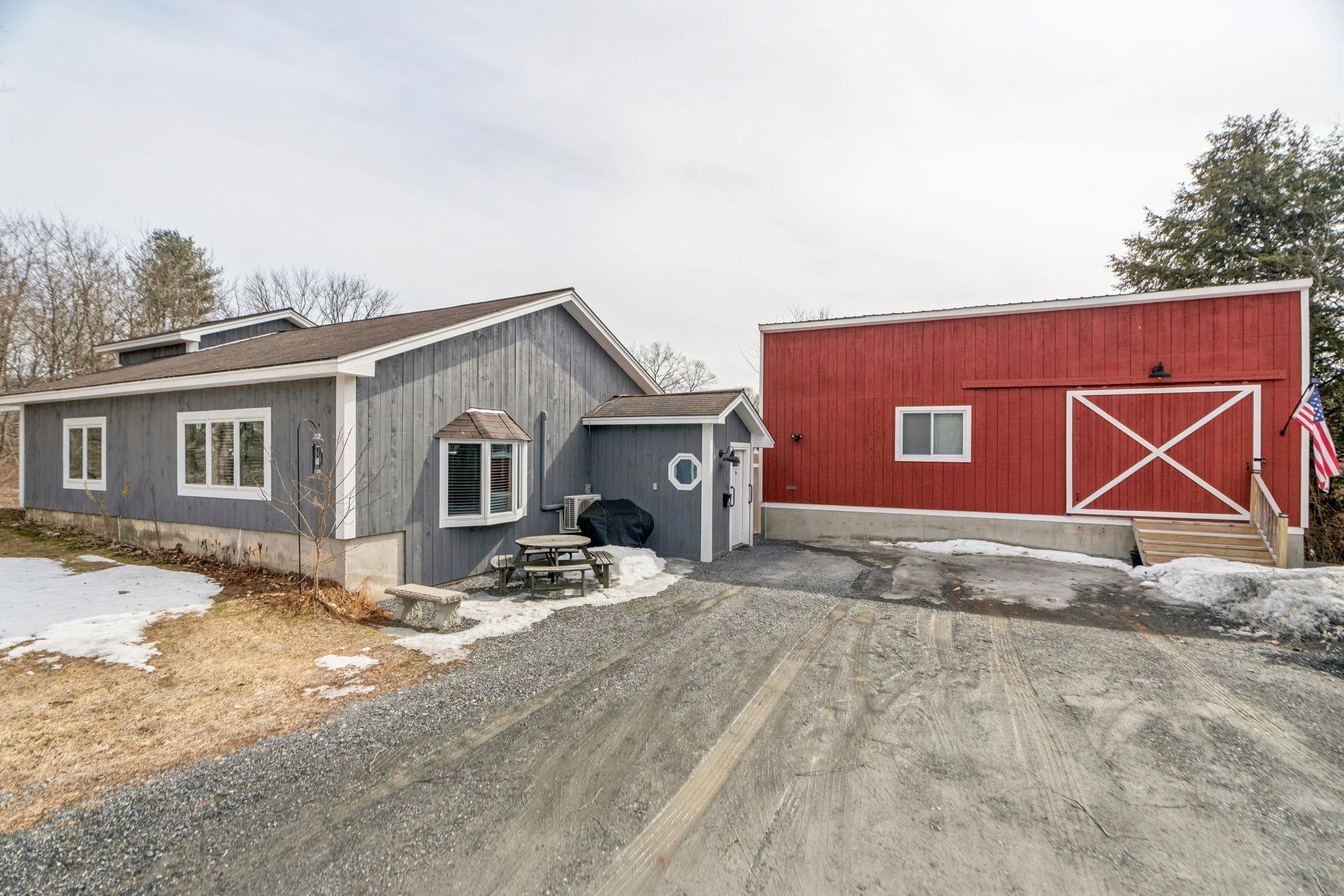 13 Maple Street Springfield, VT 05150 - Photo 1 of 32