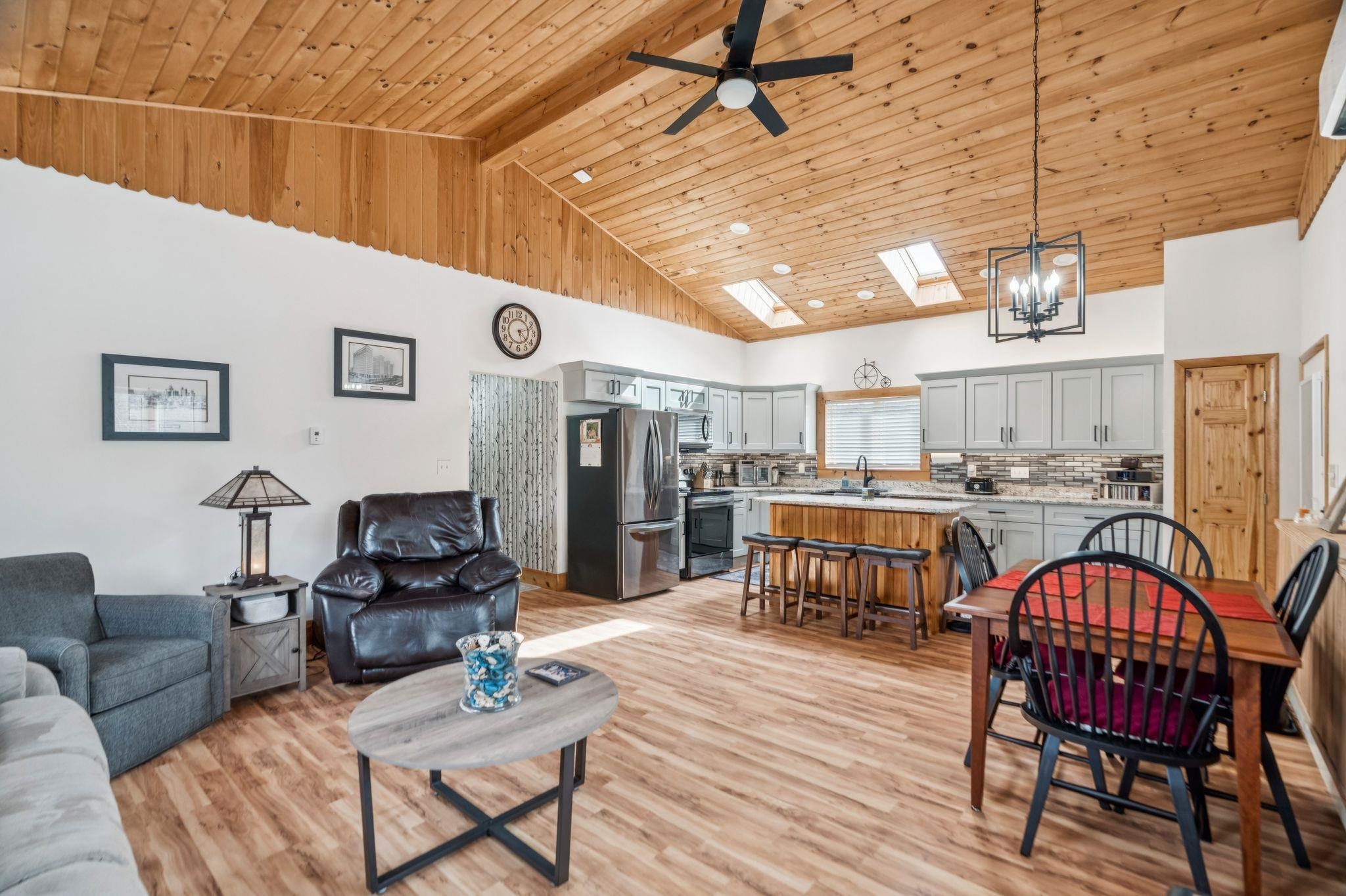 13 Maple Street Springfield, VT 05150 - Photo 14 of 32