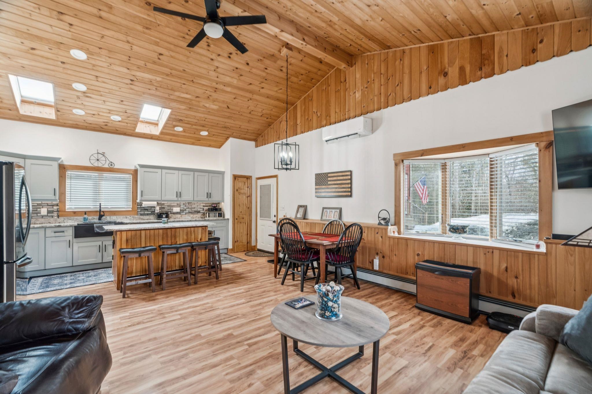 13 Maple Street Springfield, VT 05150 - Photo 15 of 32