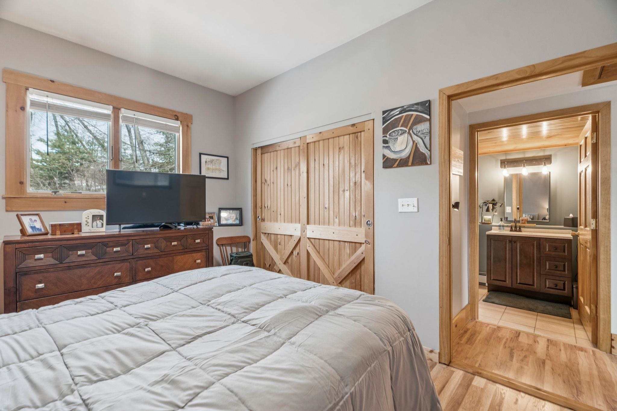 13 Maple Street Springfield, VT 05150 - Photo 19 of 32