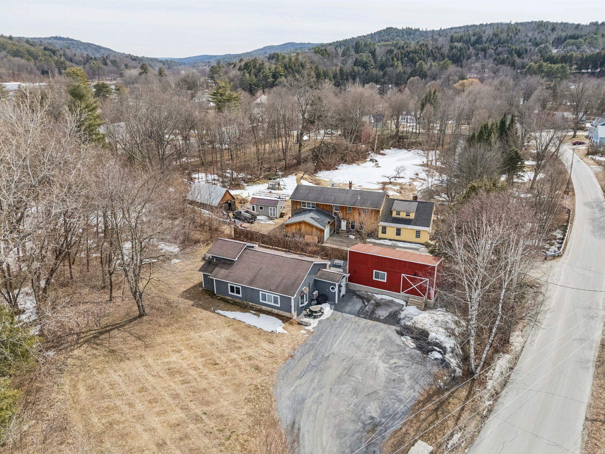 13 Maple Street Springfield, VT 05150 - Photo 27 of 32