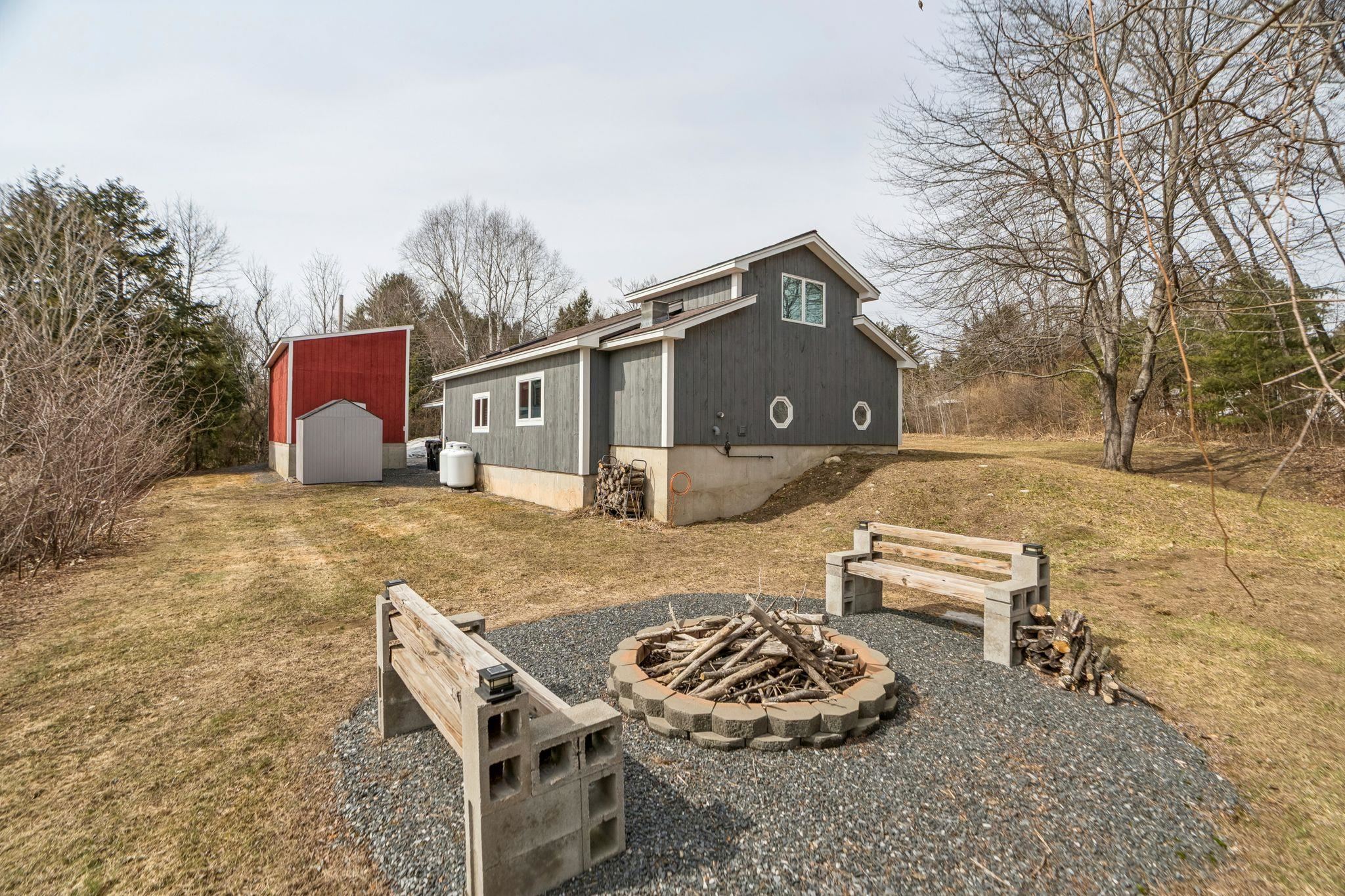 13 Maple Street Springfield, VT 05150 - Photo 29 of 32