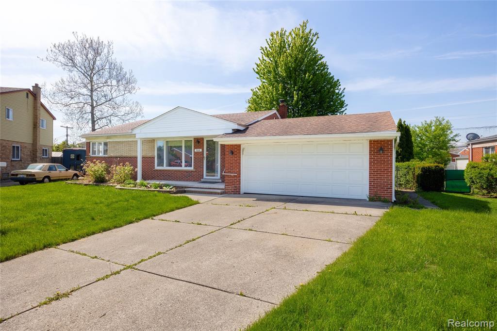5646 Cambourne Road Dearborn Heights, MI 48127 - Photo 3 of 42