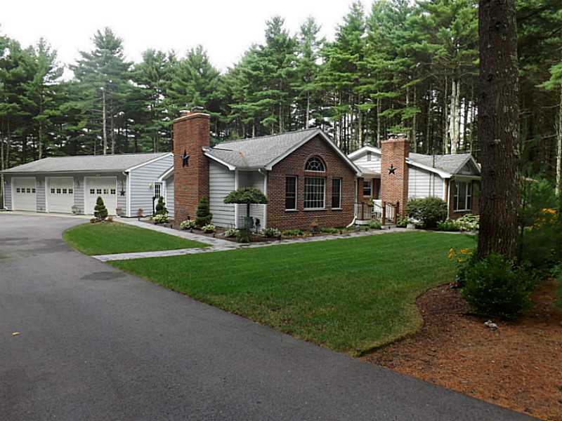 401 Town Farm Road Coventry, RI 02816 - Photo 1 of 24 Exterior Front.