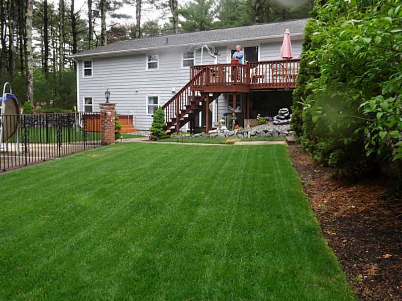 401 Town Farm Road Coventry, RI 02816 - Photo 18 of 24 Exterior Front.
