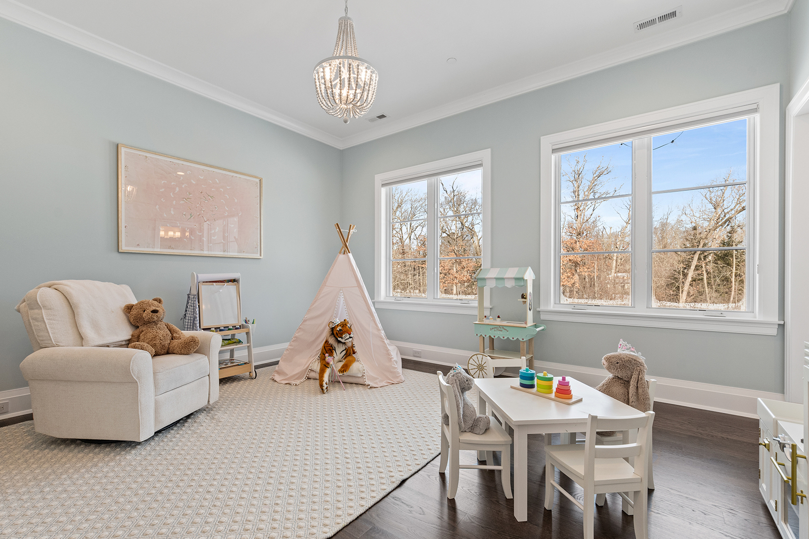 511 Lansdowne Lane Lake Bluff, IL 60044 - Photo 43 of 69 a living room with furniture and a large window