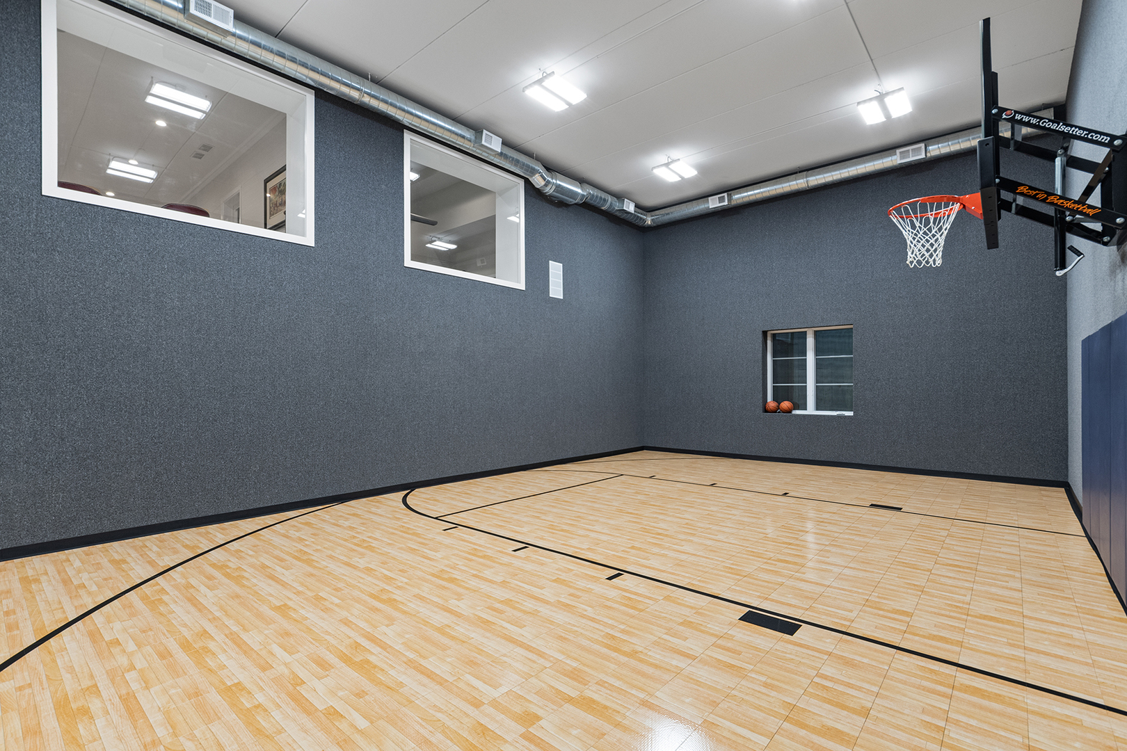 511 Lansdowne Lane Lake Bluff, IL 60044 - Photo 58 of 69 a view of an empty room