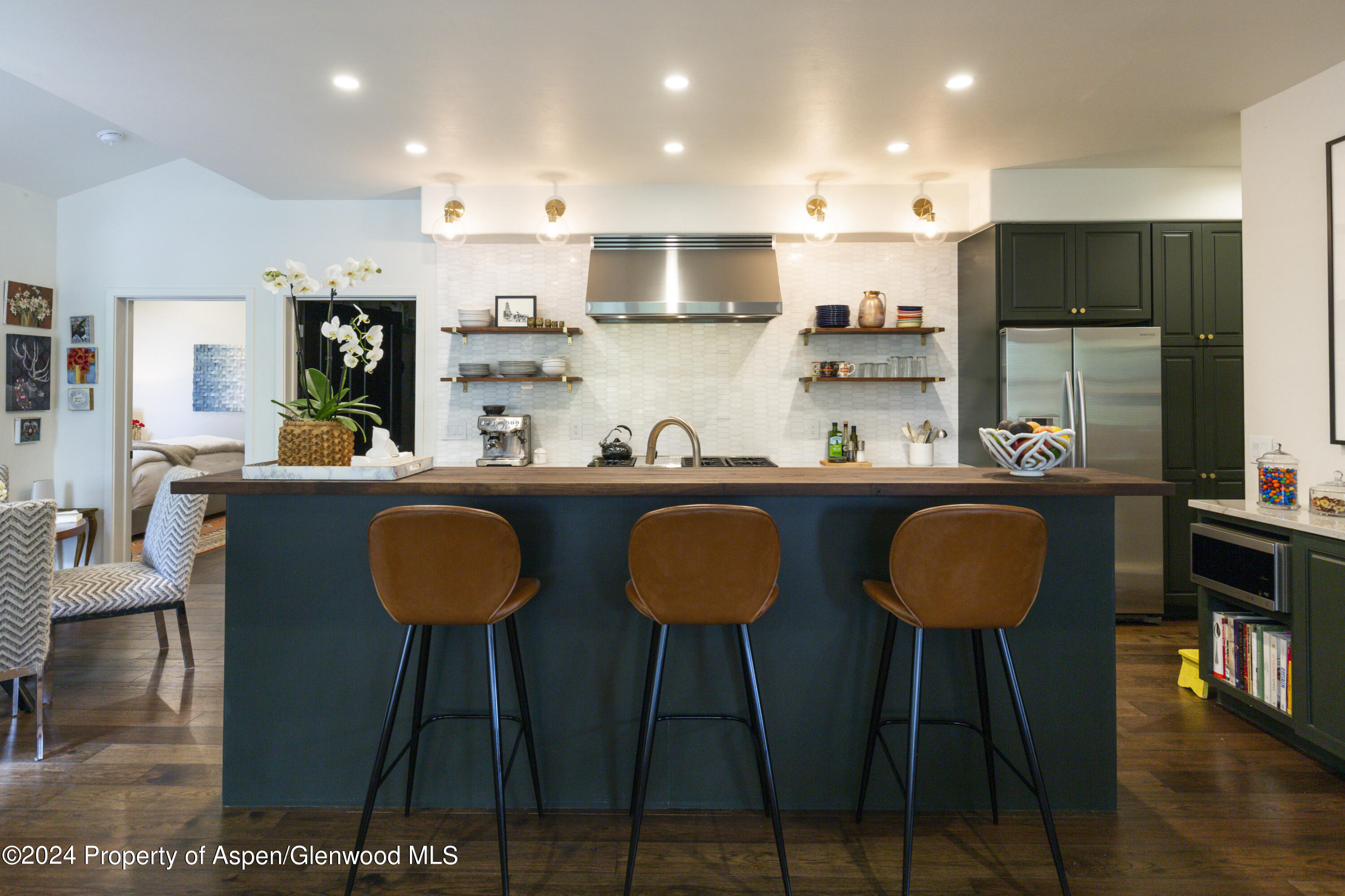 405 Meadow Court Basalt, CO 81621 - Photo 8 of 31 Breakfast Bar