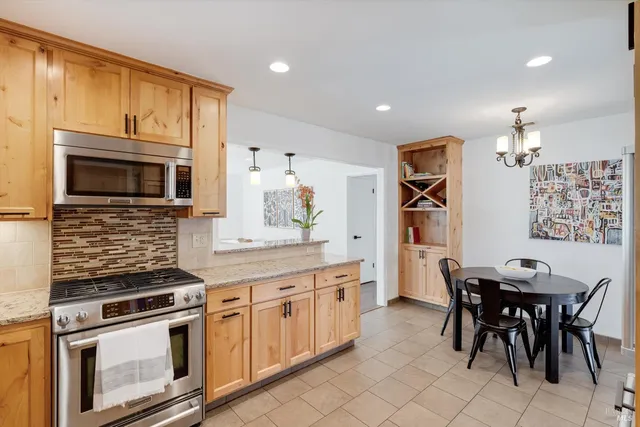 $1,079,000 | 13180 Bodega Highway, Sebastopol, CA 95472