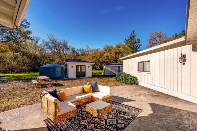 $1,079,000 | 13180 Bodega Highway, Sebastopol, CA 95472