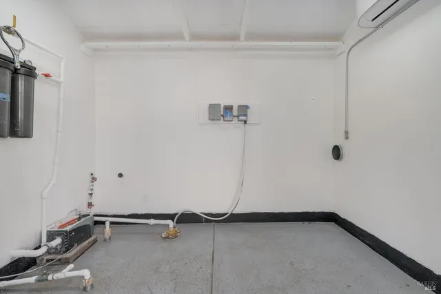 $1,079,000 | 13180 Bodega Highway, Sebastopol, CA 95472