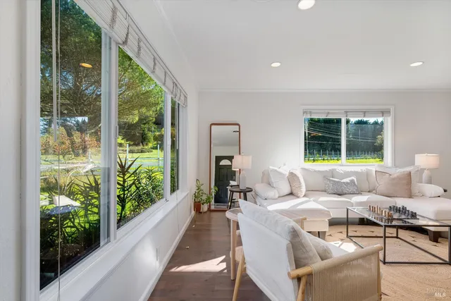 $1,079,000 | 13180 Bodega Highway, Sebastopol, CA 95472