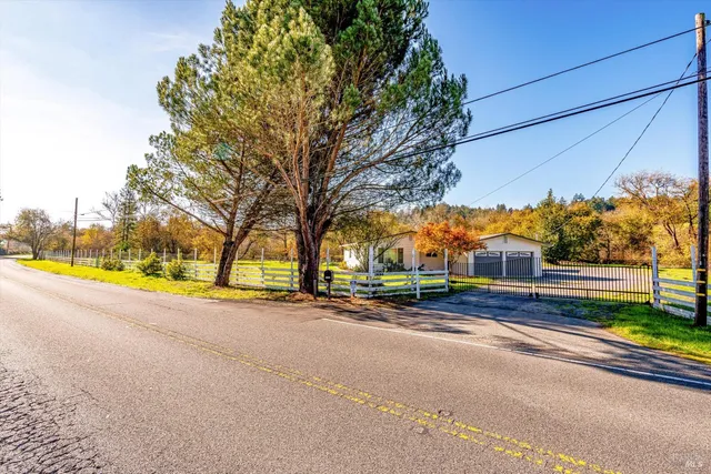 $1,079,000 | 13180 Bodega Highway, Sebastopol, CA 95472