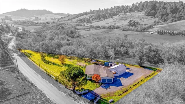 $1,079,000 | 13180 Bodega Highway, Sebastopol, CA 95472