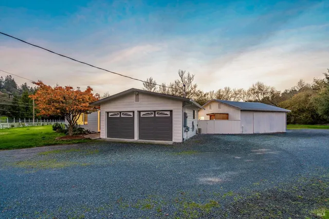 $1,079,000 | 13180 Bodega Highway, Sebastopol, CA 95472