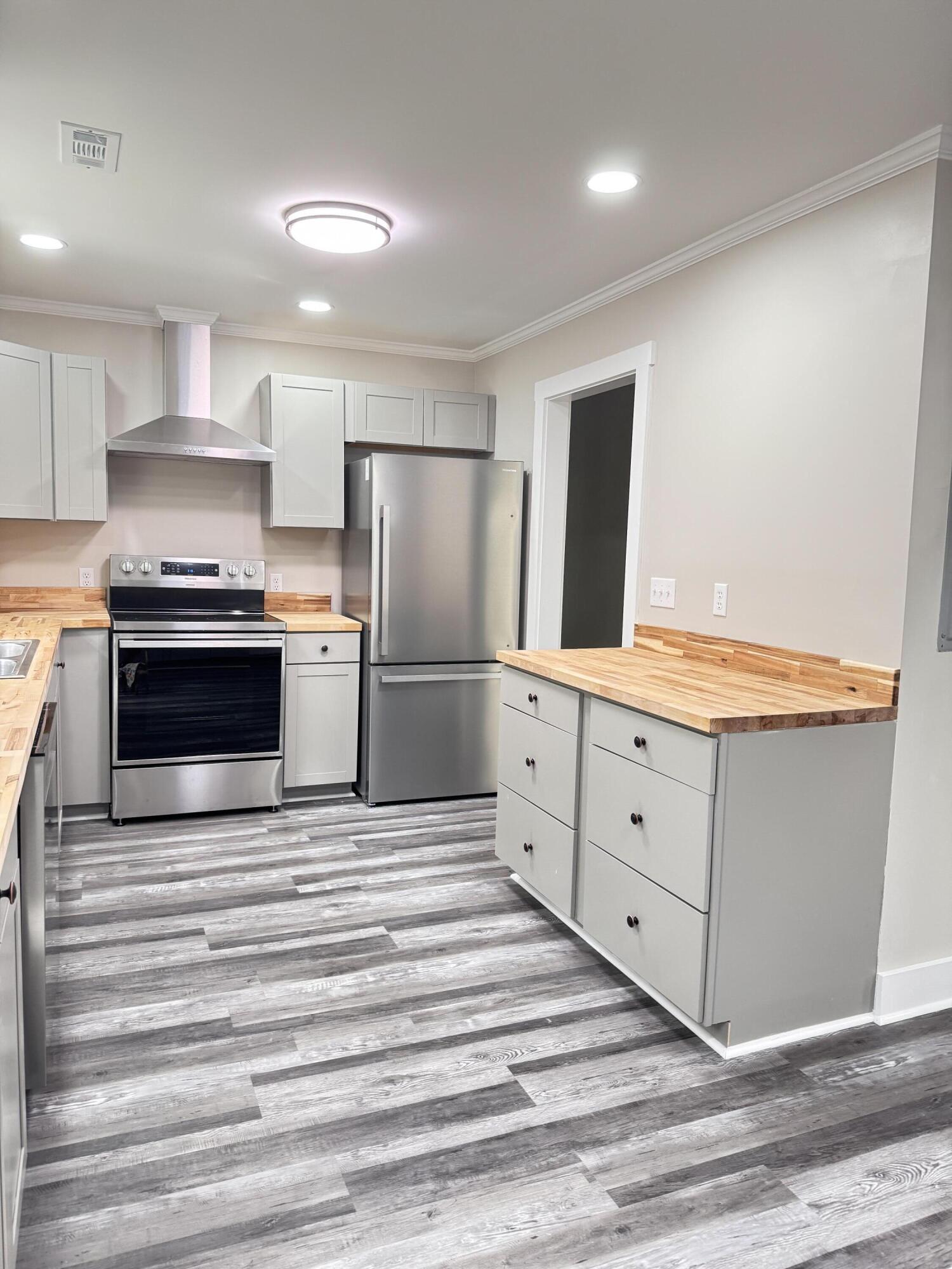 108 Franklin Street Walterboro, SC 29488 - Photo 17 of 37 108 Franklin Street (30)