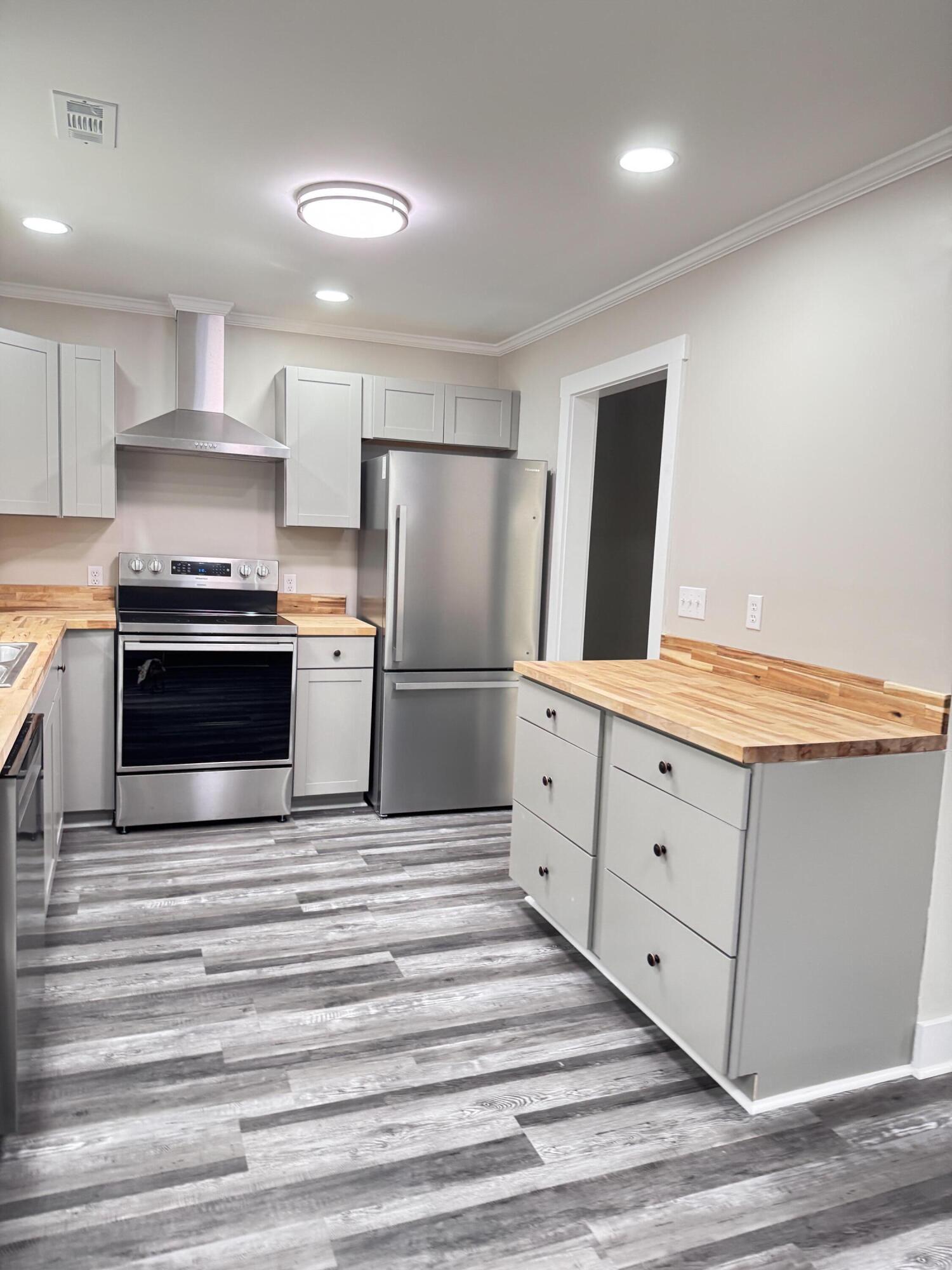 108 Franklin Street Walterboro, SC 29488 - Photo 18 of 37 108 Franklin Street (31)