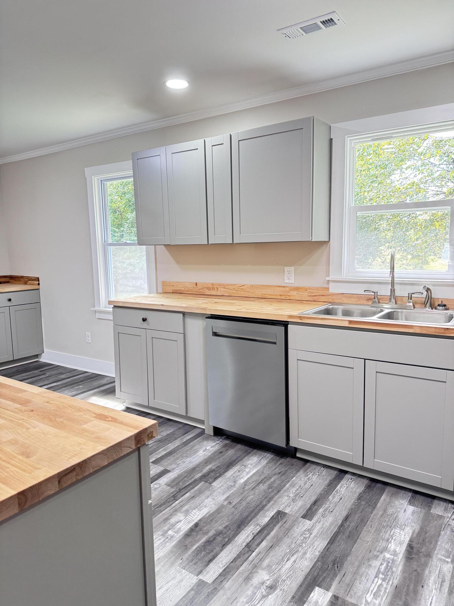 108 Franklin Street Walterboro, SC 29488 - Photo 22 of 37 108 Franklin Street (36)