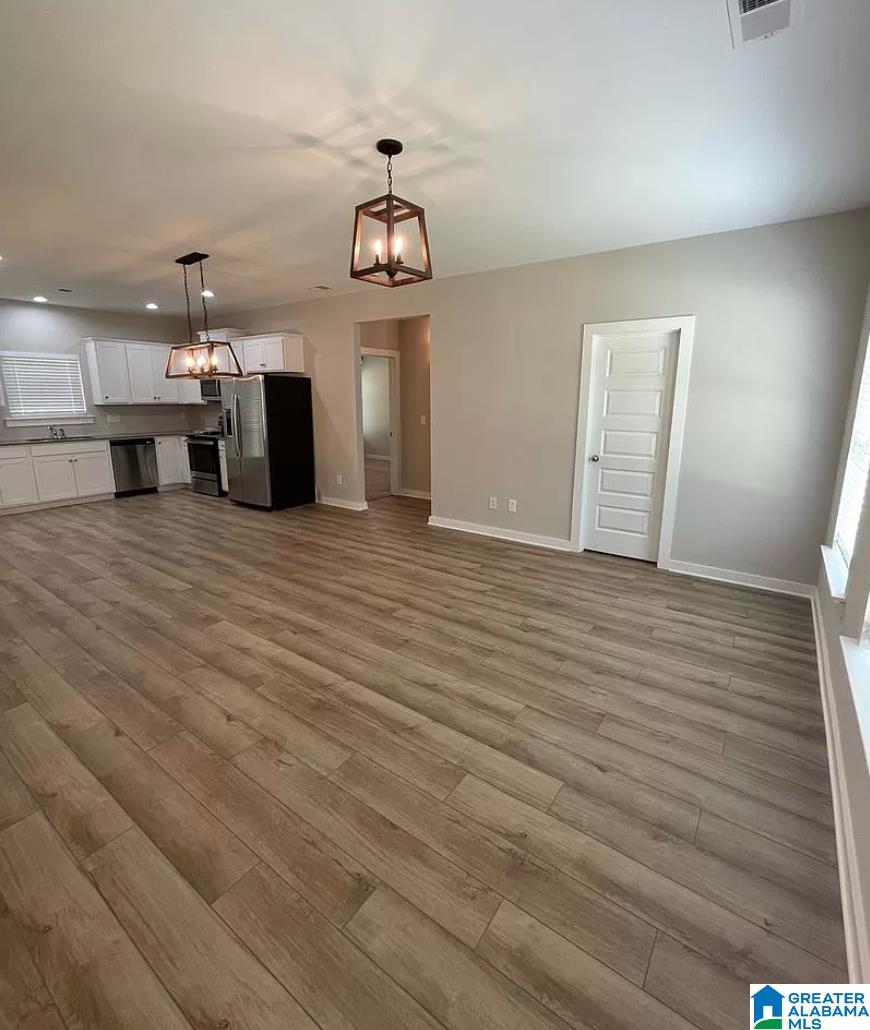 72 Buckhorn Circle Weaver, AL 36277 - Photo 3 of 32