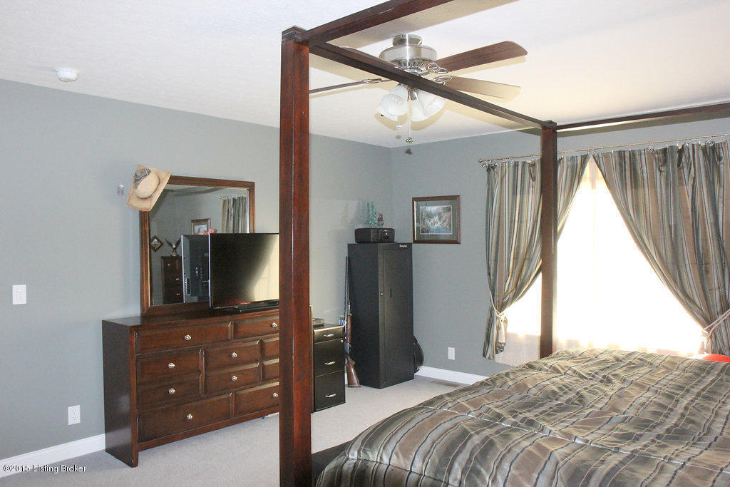 527 Tabb Road Cecilia, KY 42724 - Photo 15 of 47 31