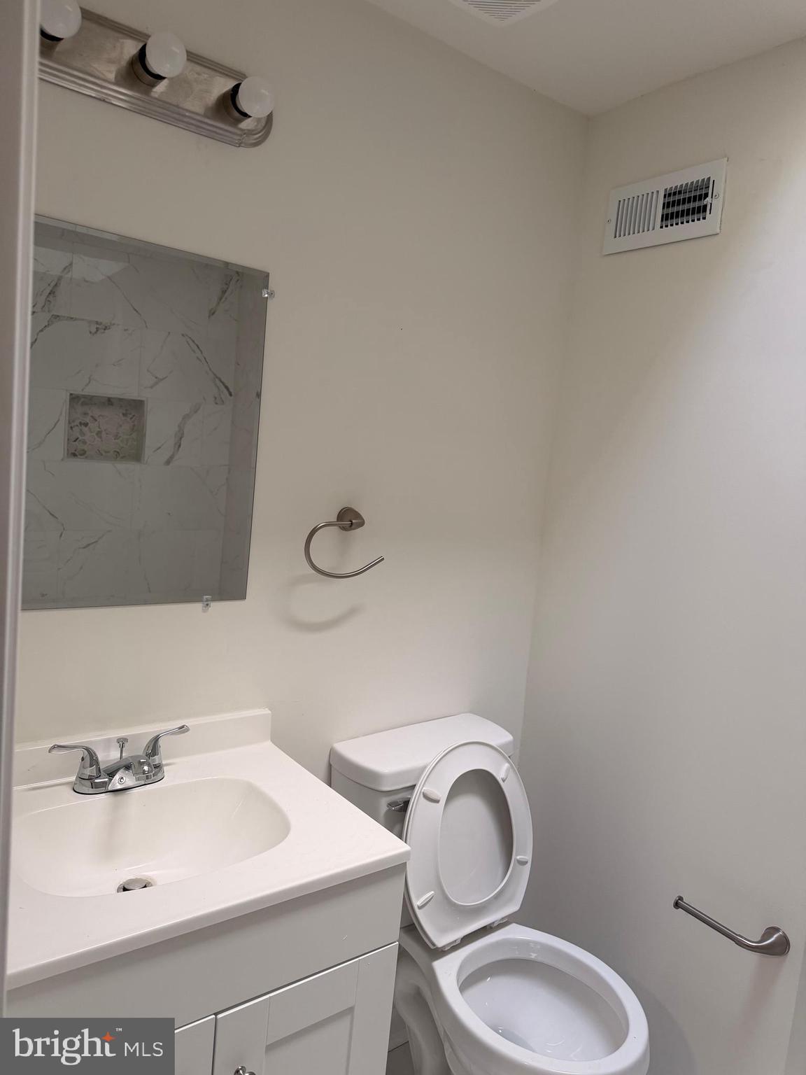1235 Elson Road Brookhaven, PA 19015 - Photo 6 of 25 Gallery Image 6