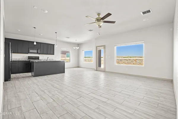 $1,875 | 12049 Hidden Gardens Place, Socorro, TX 79927