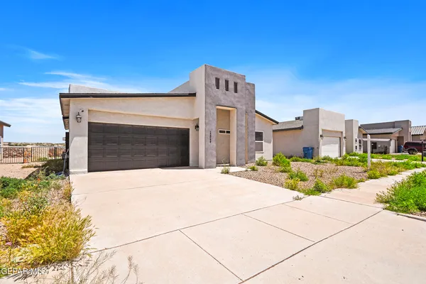 $1,875 | 12049 Hidden Gardens Place, Socorro, TX 79927