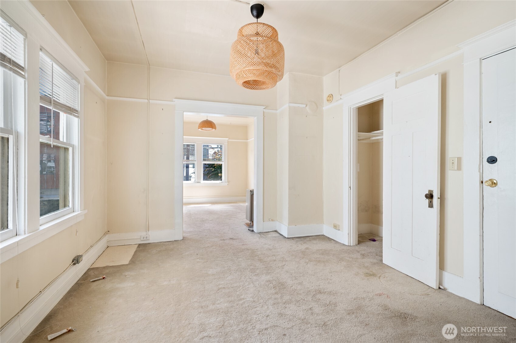800 Harrison Street Seattle, WA 98109 - Photo 18 of 25 wooden floor in an empty room