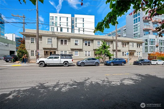 a car parked in front of a building