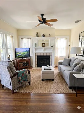 $689,000 | 5222 Vickery Boulevard, Dallas, TX 75206