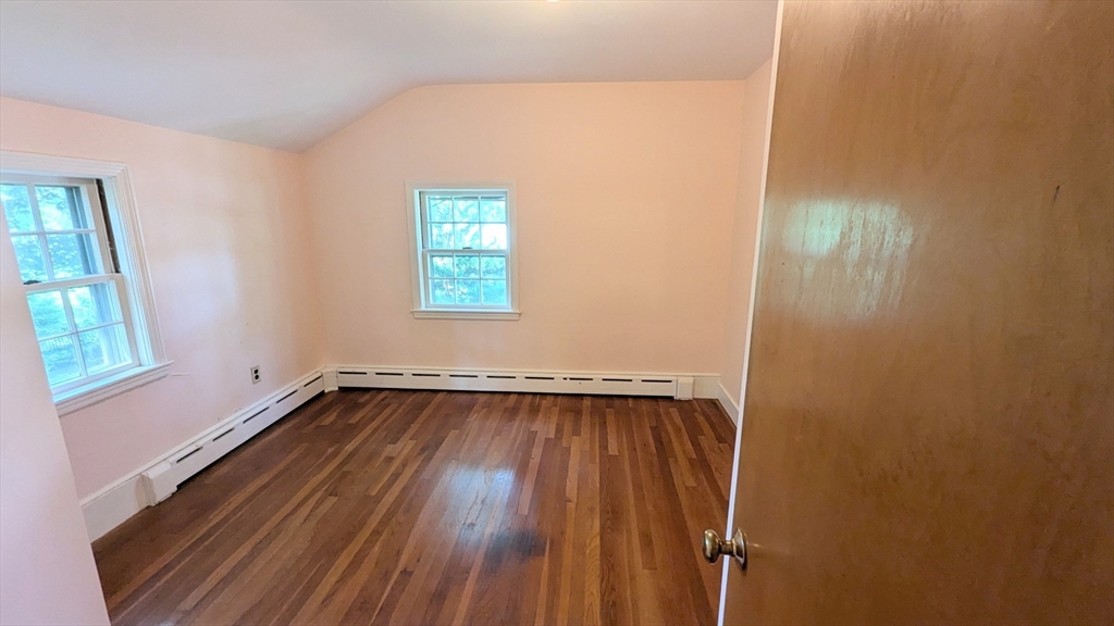 20 Colonial Road Hingham, MA 02043 - Photo 14 of 19