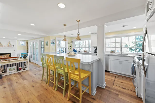 $1,350,000 | 5523 Peninsula Drive, West Bend, WI 53095