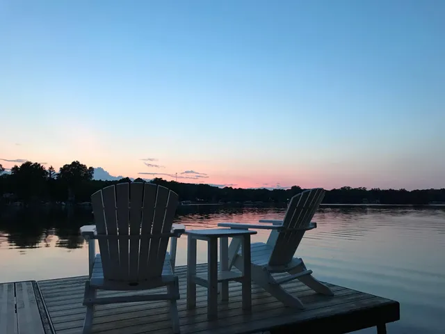 $1,350,000 | 5523 Peninsula Drive, West Bend, WI 53095