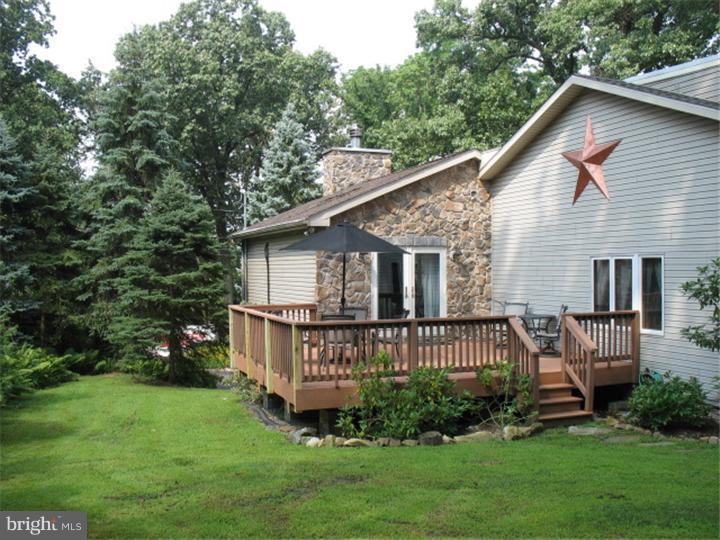 460 Stoneridge Road Emmaus, PA 18049 - Photo 3 of 21 Exterior Side