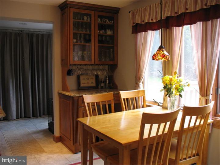 460 Stoneridge Road Emmaus, PA 18049 - Photo 9 of 21 Kitchen