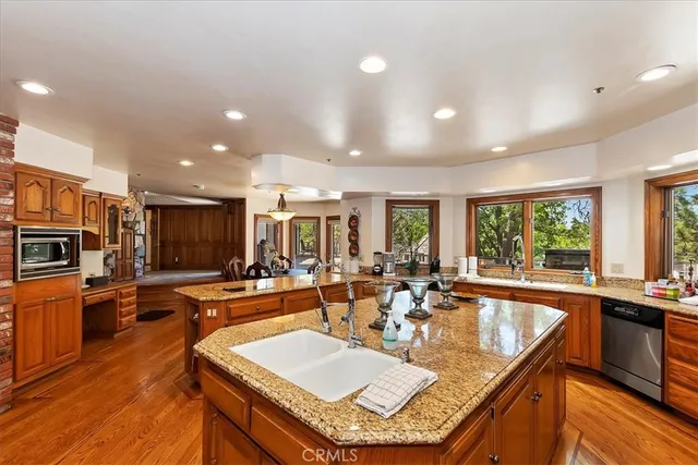 $4,350,000 | 848 Jeffries Road, Big Bear Lake, CA 92315