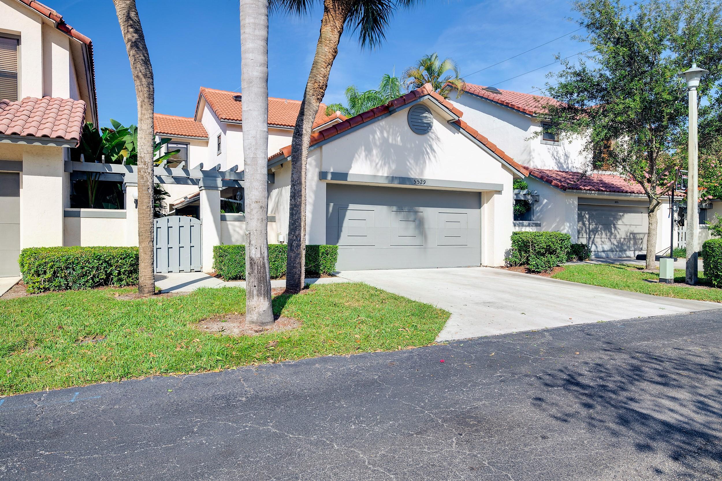 5529 Croydon Court Boca Raton, FL 33486 - Photo 2 of 30 Exterior side view