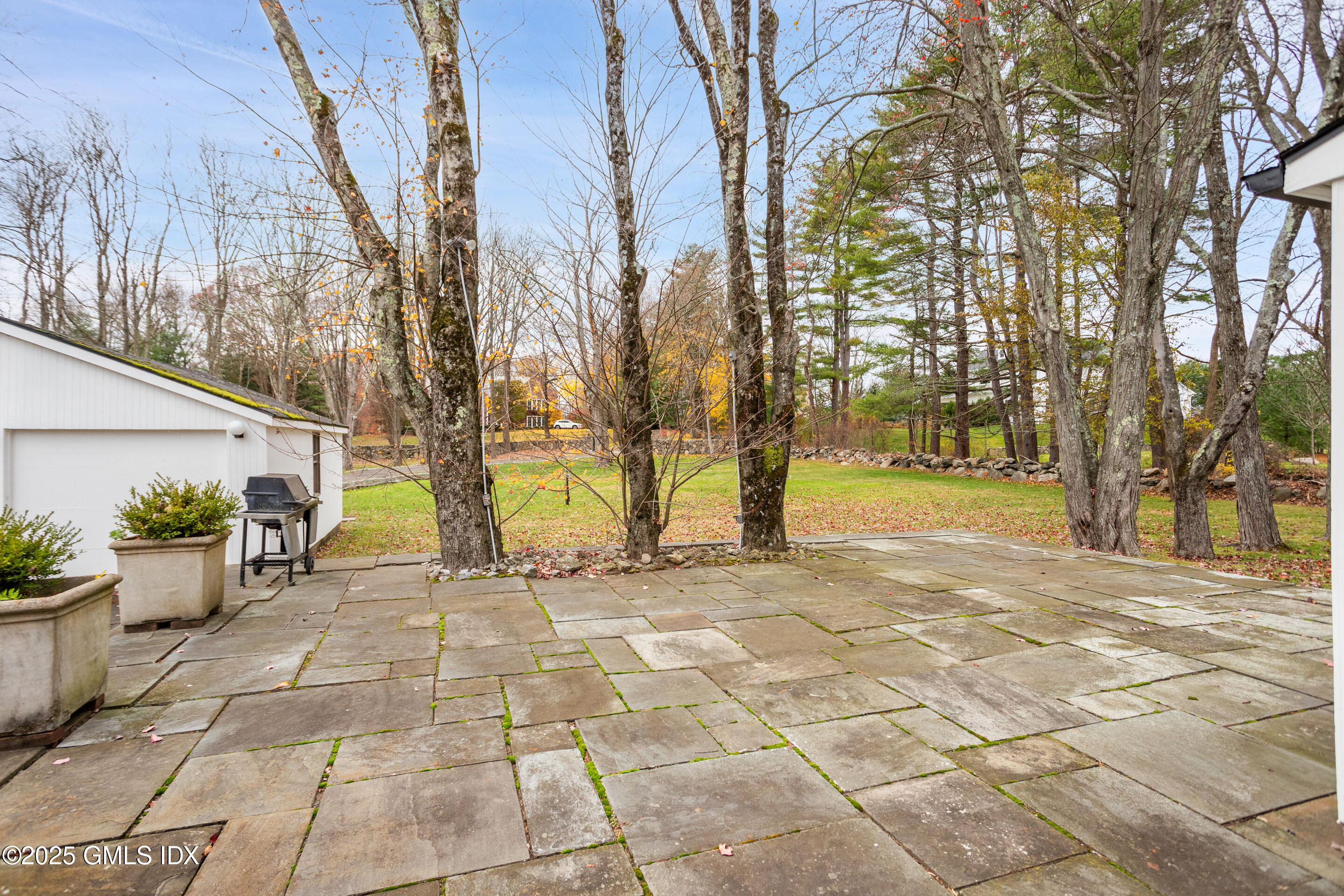 425 Taconic Road, Unit COTTAGE Greenwich, CT 06831 - Photo 13 of 15 iwst5s0w8bbgl1m5vqadlzvwk26t