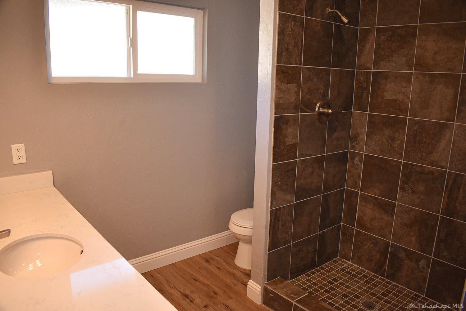 21808 Chestnut Court Tehachapi, CA 93561 - Photo 15 of 29 Gallery Image 15