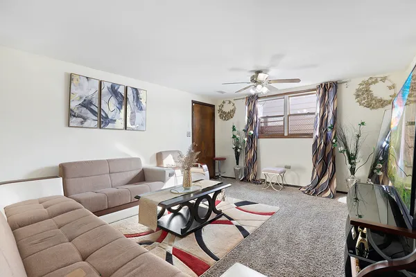 $300,000 | 2951 193rd Street, Lansing, IL 60438