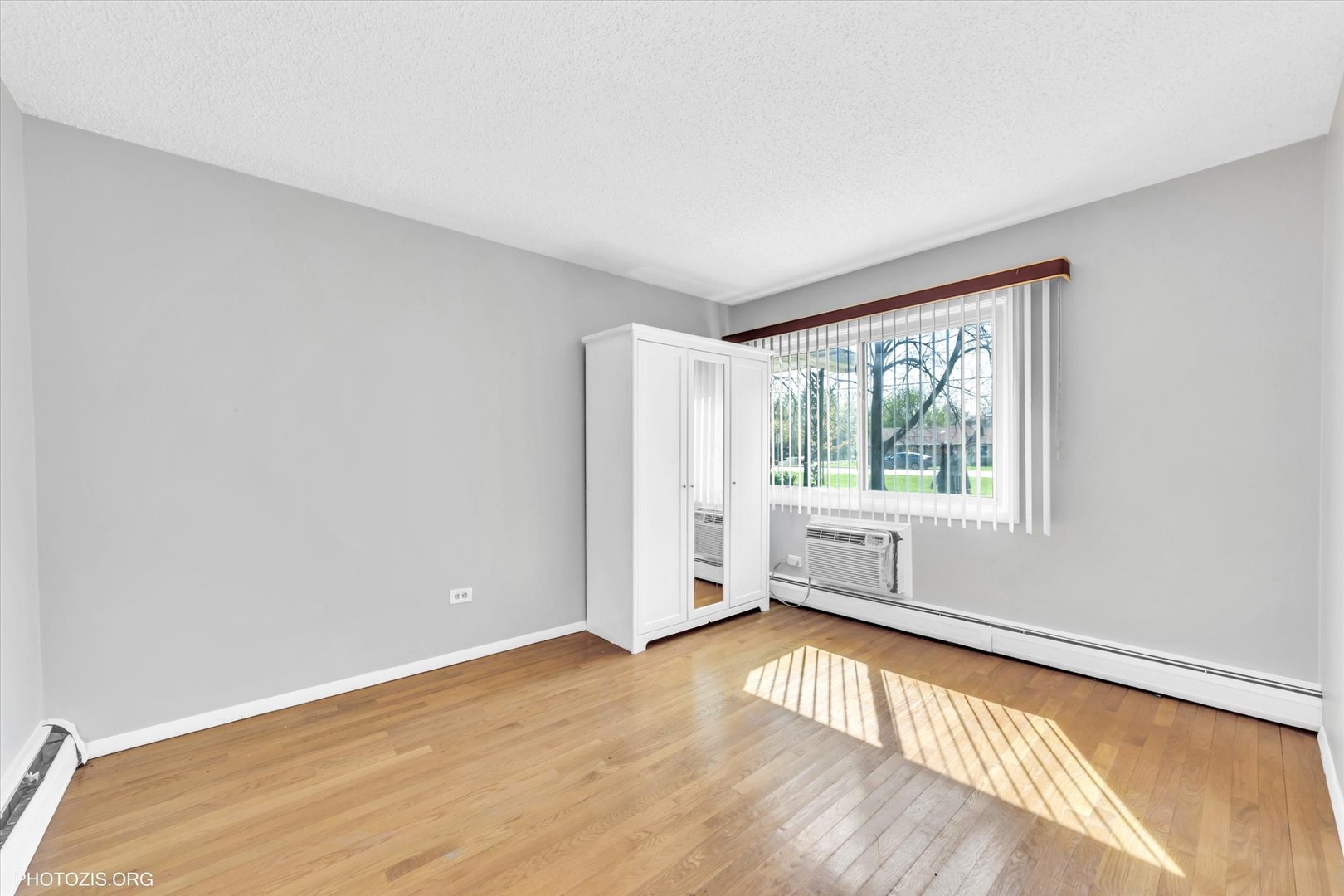 9205 Potter Road, Unit 1C Des Plaines, IL 60016 - Photo 10 of 18